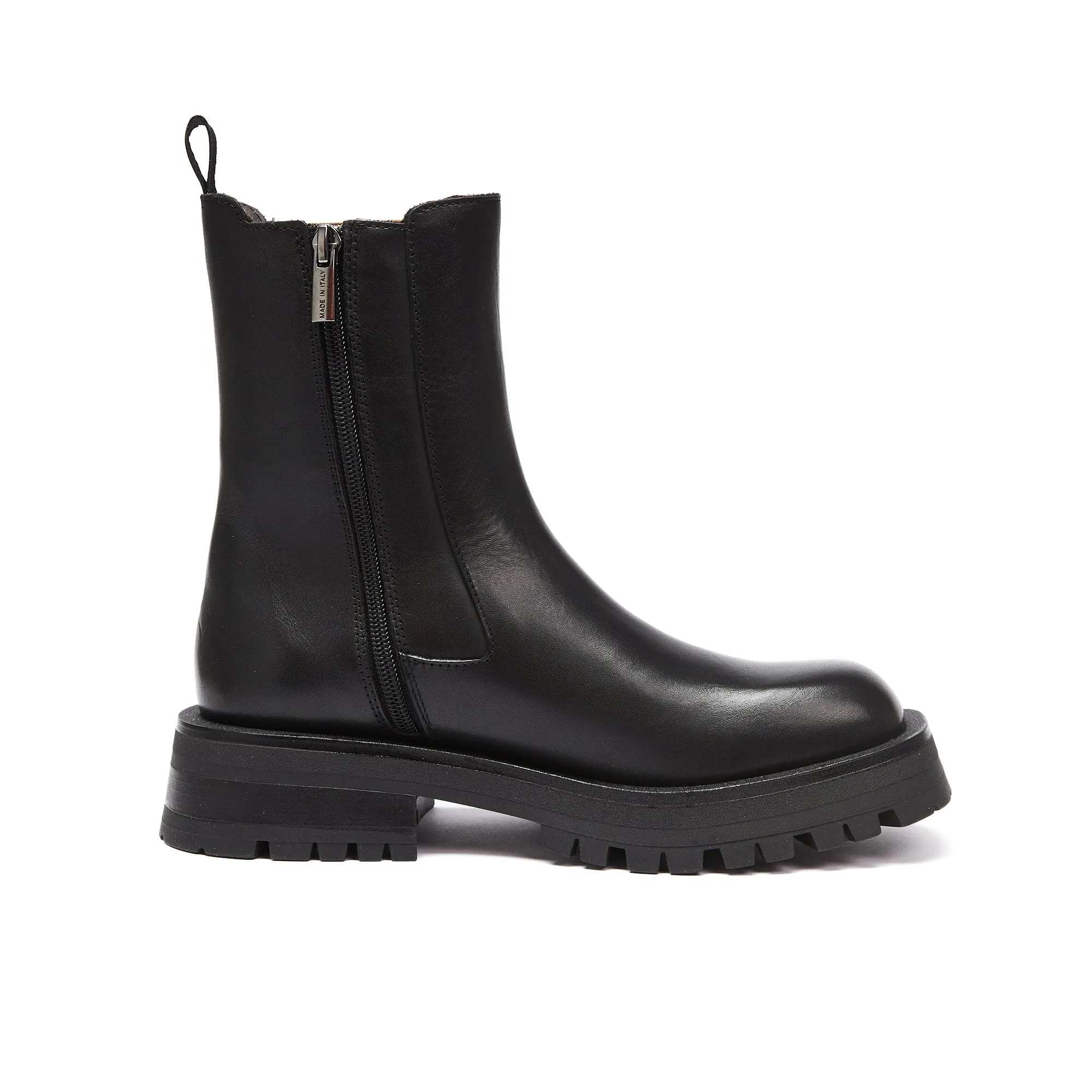 Chelsea boot black