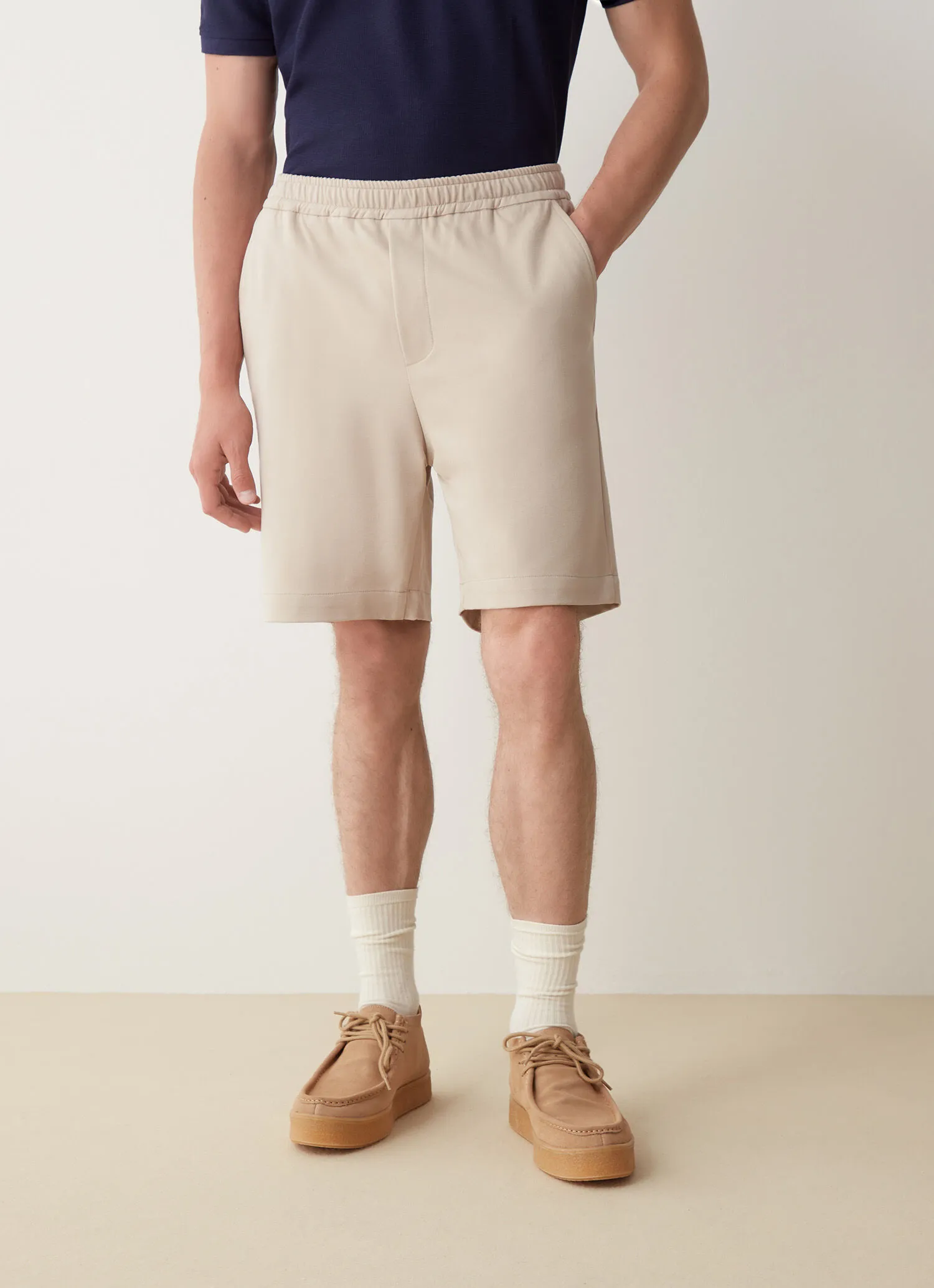 Comfortable shorts with elasticated waist