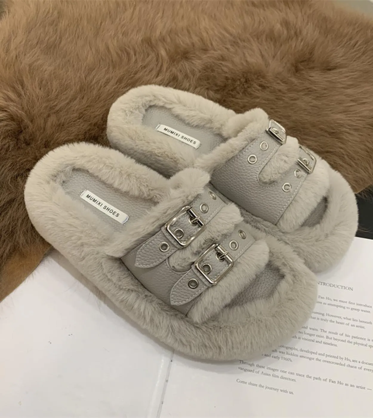 Pantofole in peluche da indossare all'esterno con una parola da donna 2022 autunno nuova fibbia per cintura pantofole casual in