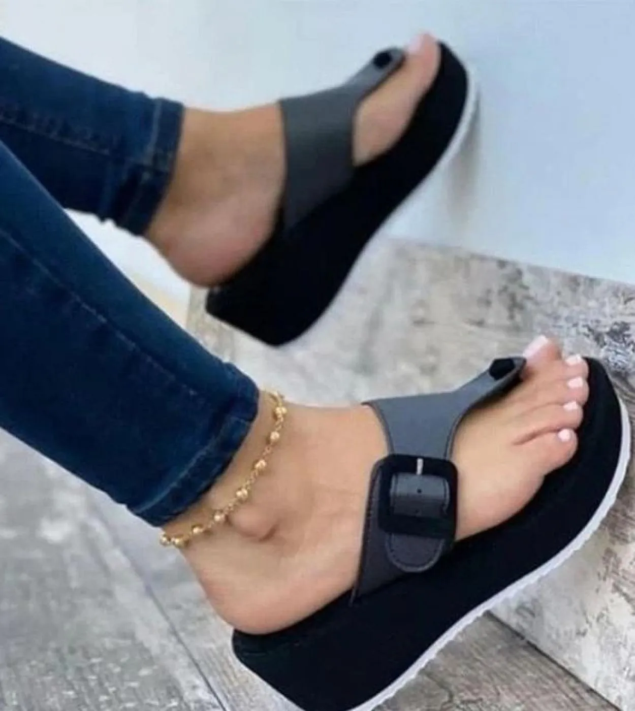 Sandali da donna scarpe estive piattaforma da spiaggia clip dita dei piedi cinturino con fibbia pelle Pu scarpe Casual da donna