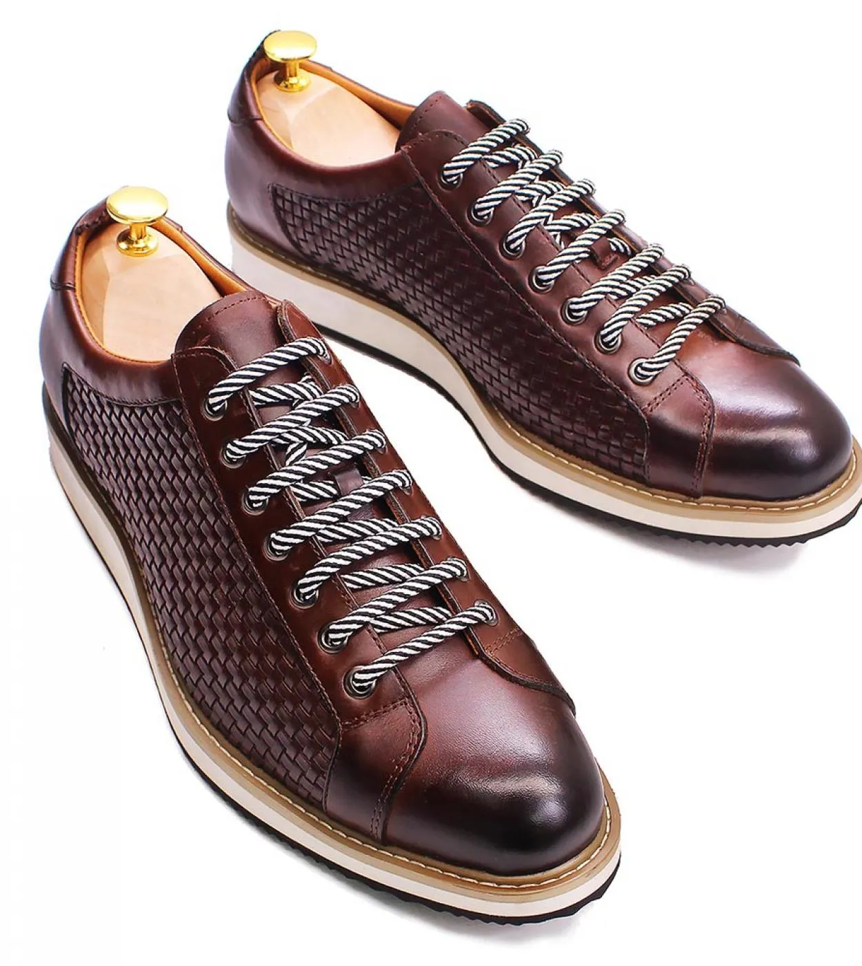 Scarpe casual da uomo in vera pelle di vitello Scarpe da guida piatte di lusso con lacci a 7 occhielli Sneakers da uomo di grand