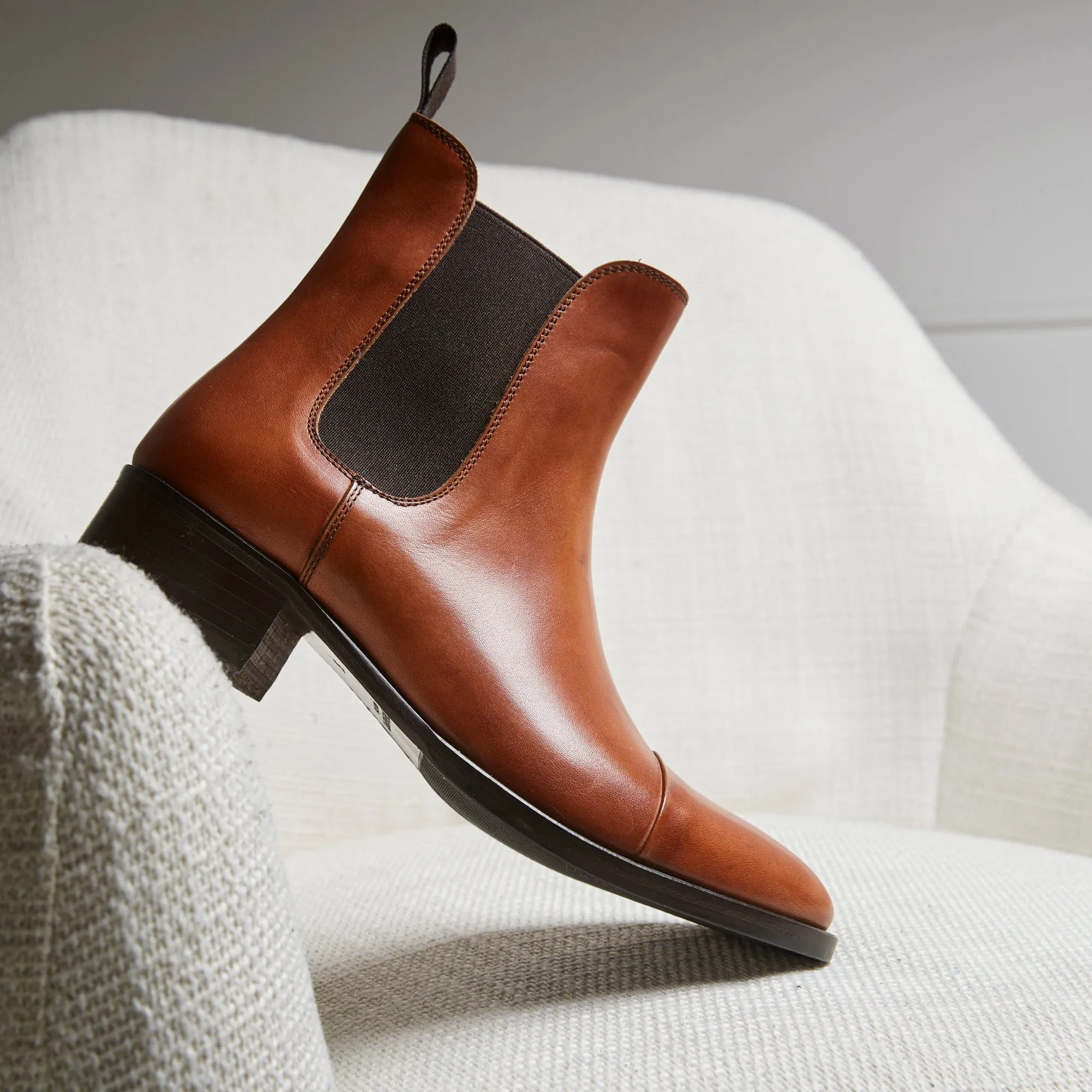 Straight cap chelsea boot tan brown